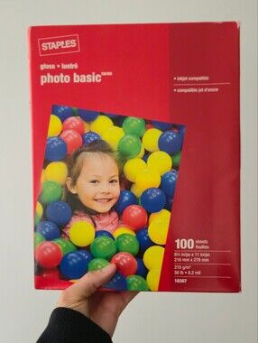 Staple Gloss Photo Basic 100 Sheets 8.5"x11" 210g/m About 90ish Sheets